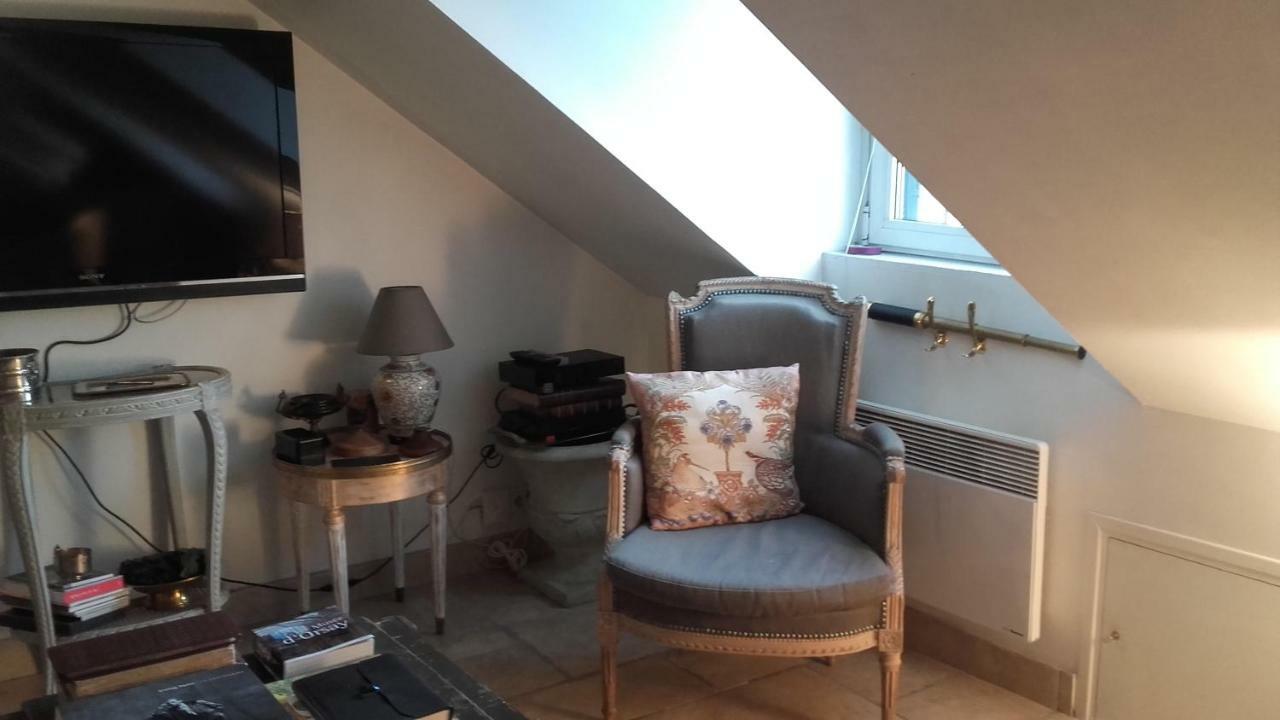 Ile Saint-Louis Glamorous Flat パリ エクステリア 写真